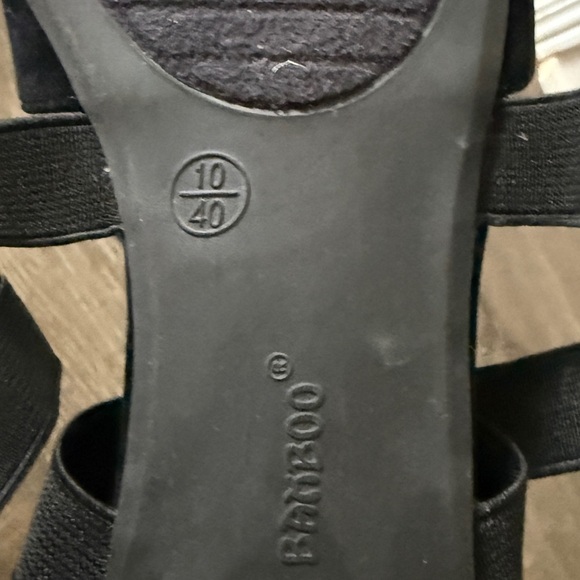 BAMBOO Black Flats with Straps - Picture 4 of 5